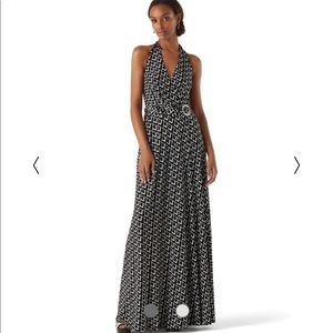 White House Black Market Black and White Maxi Dress